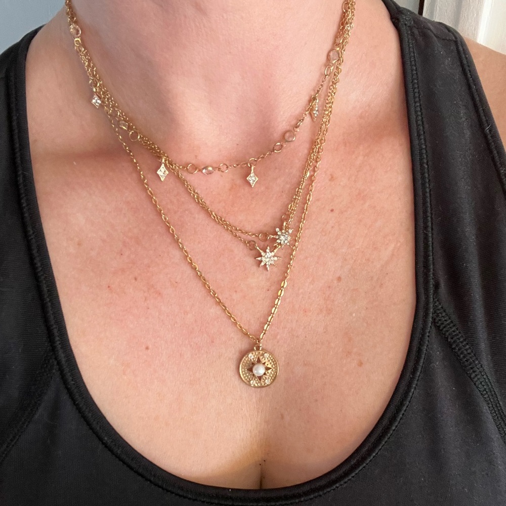 Layered starburst necklace